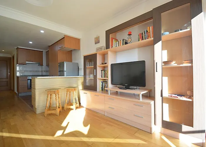 Centrico Apartamento Con Parking En O Grove